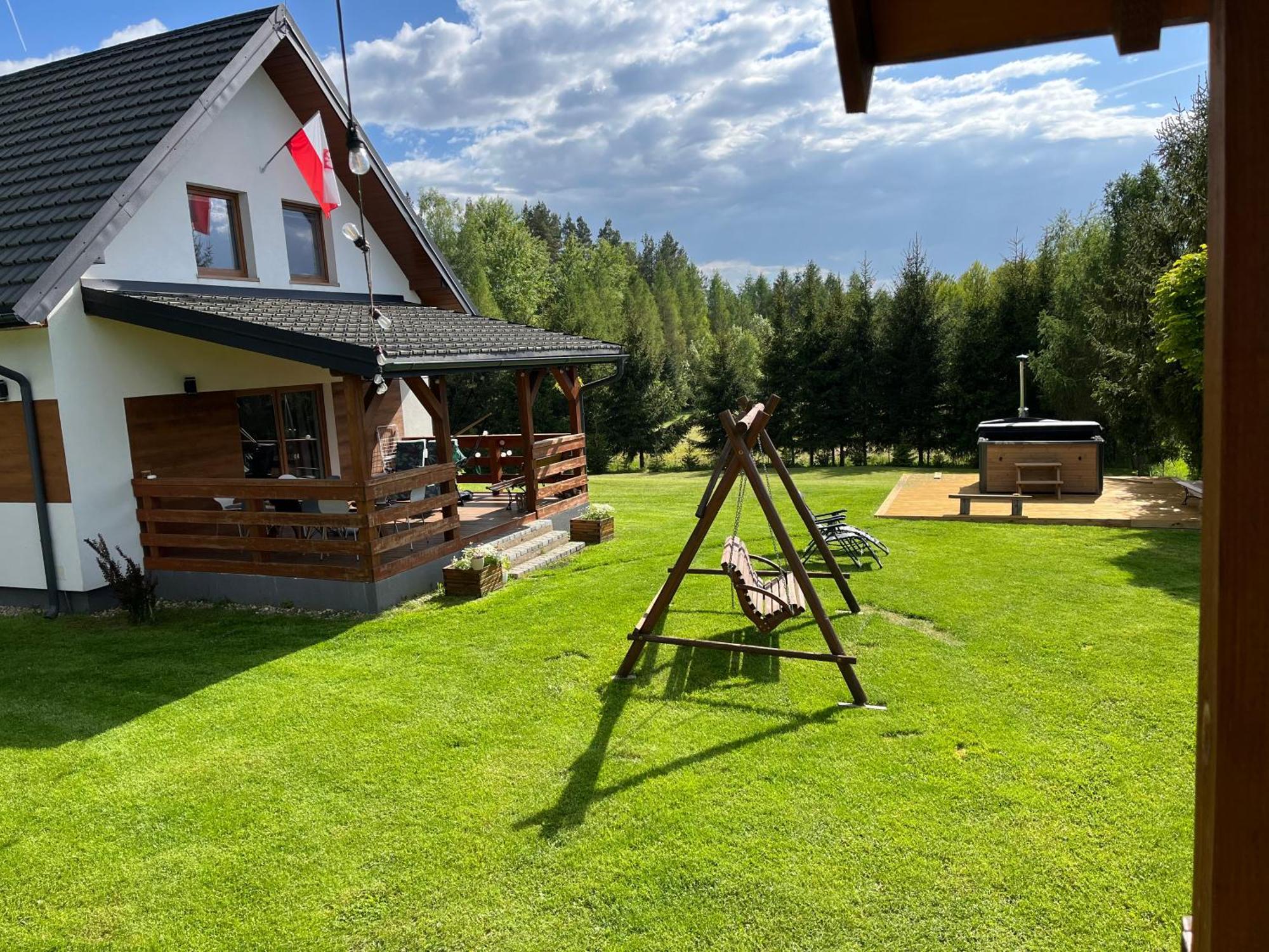 Domek Z Kominkiem Nad Jeziorem Z Jacuzzi Ogrodowym Sumowo  Екстер'єр фото